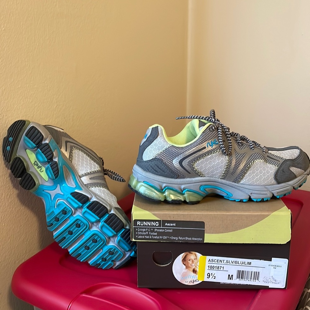 Ryka Ascent running shoes